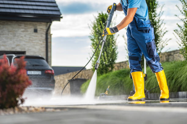 Professional Pressure Washing Services in Beeville, TX